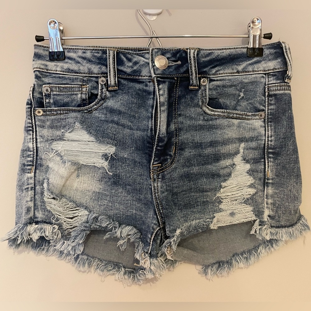 AE Ripped High-Rise Shortie, Size 4